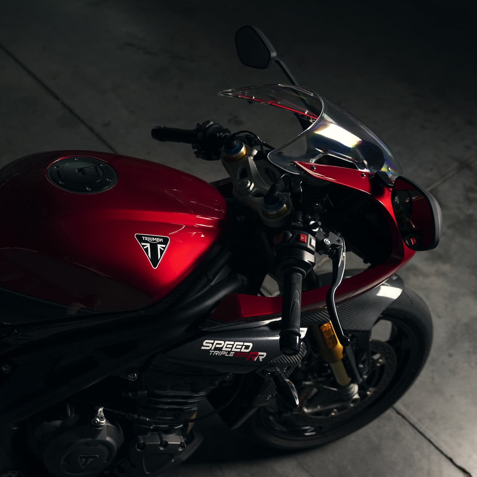 Triumph Speed Triple 1200 RR sophisticated looks