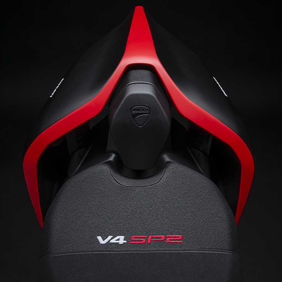 The all-new 2023 Streetfighter V4SP2 Seat